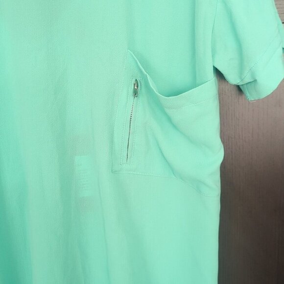 YAS Women's Green Boxy Short Sleeve Summer Blouse With Low Back - Size M NWT - Picture 2 of 6